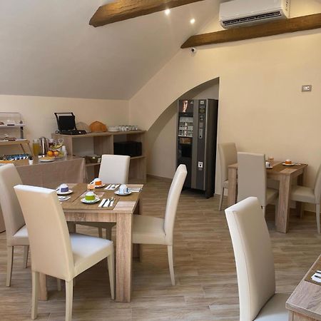 Attic Room Неаполь Екстер'єр фото