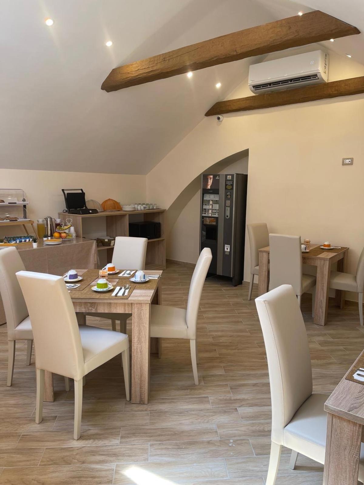 Attic Room Неаполь Екстер'єр фото
