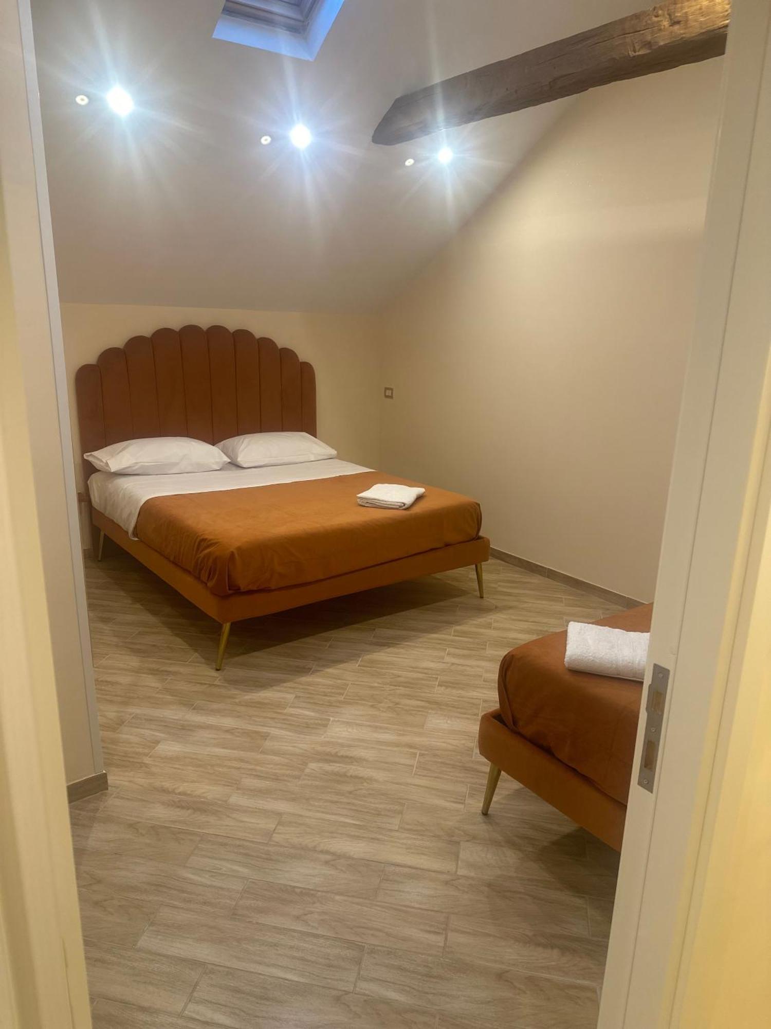 Attic Room Неаполь Екстер'єр фото